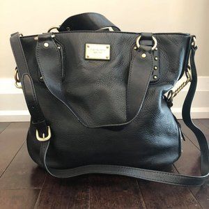 Michael Kors Black Leather Crossbody/Shoulder Purs